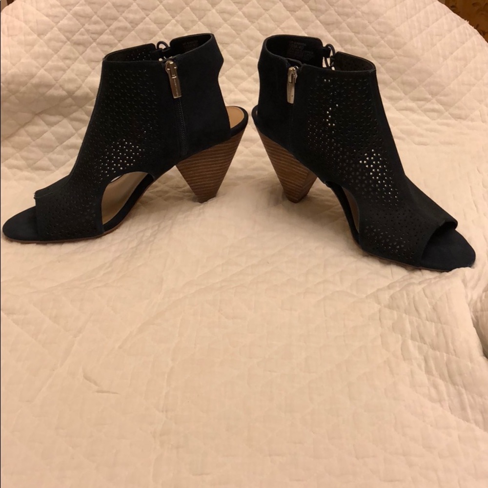 Vince Camuto Leather Booties - Picture 2 of 4
